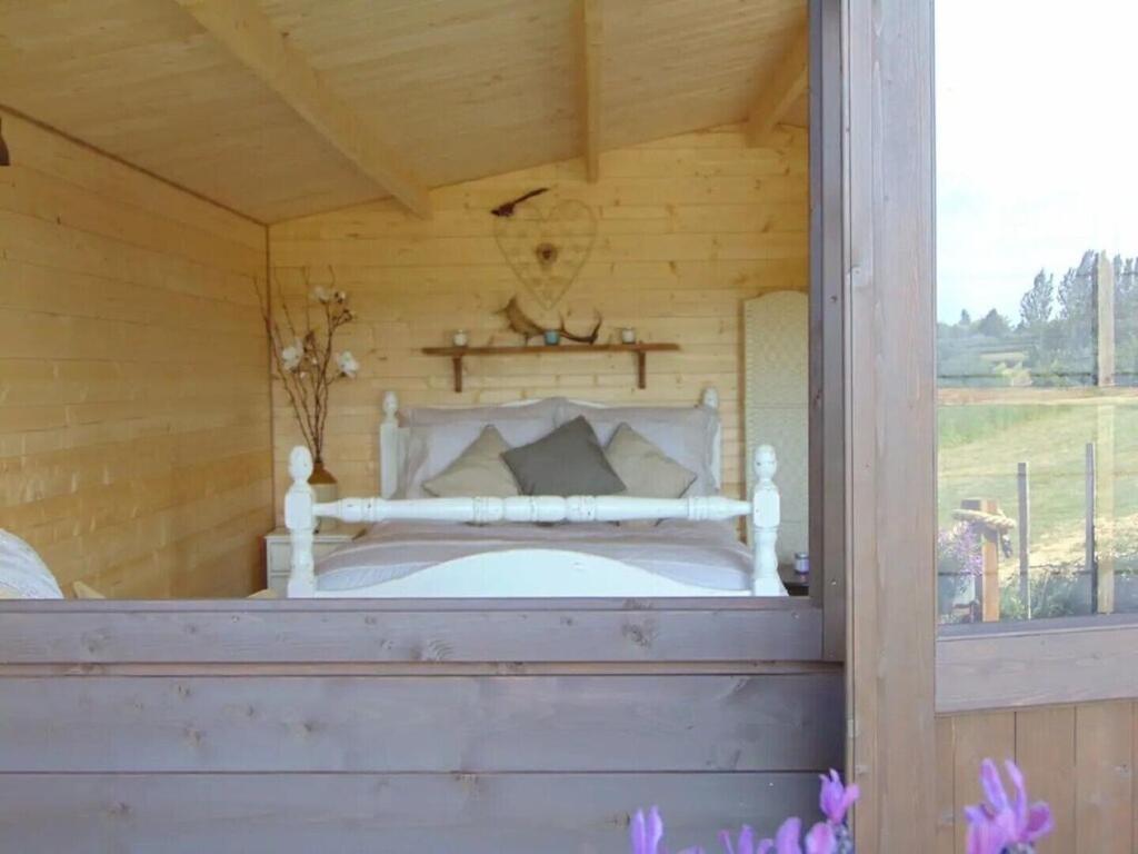 Secret & Secluded Sedlescombe Holiday home Battle