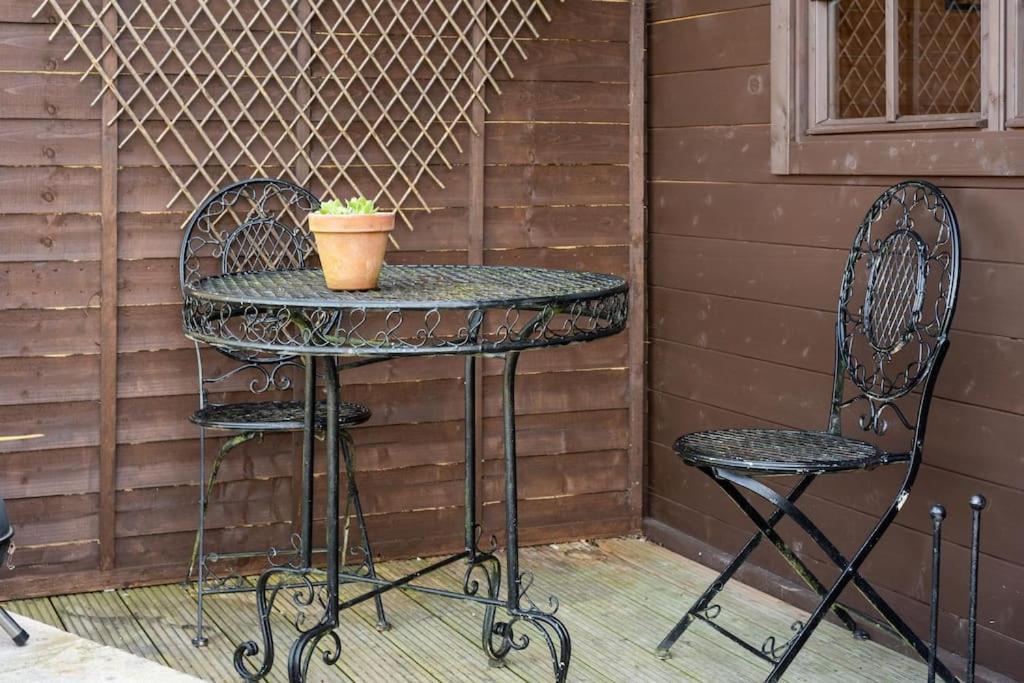 Secret & Secluded Sedlescombe Holiday home *